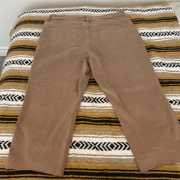 Reitmans Cropped Jeans - Picture 6 of 7